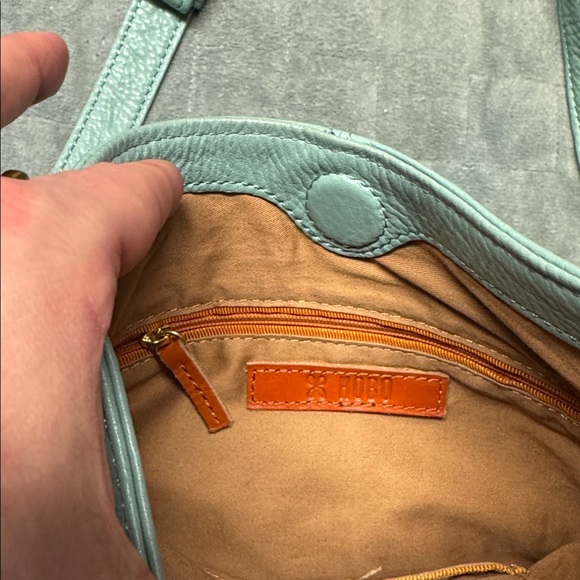 HOBO Leather Purse, Light Green, Crossbody, Shoulder, Adjustable, Wallet - Picture 7 of 12